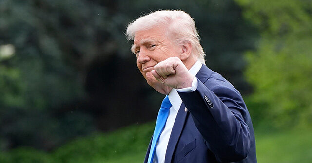 white-house-launches-website-tracking-flood-of-investments-into-us.