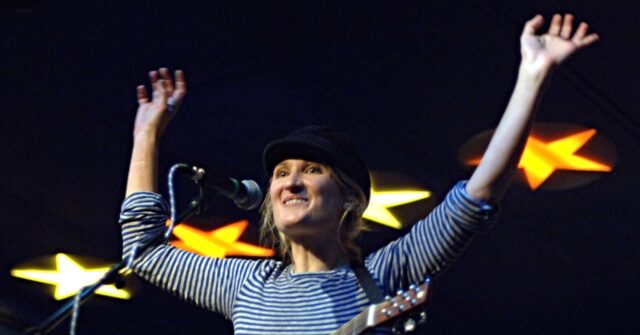 jill-sobule,-‘i-kissed-a-girl’-singer-songwriter,-dies-in-house-fire