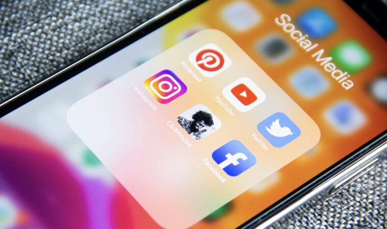 the-three-decade-story-of-social-media-in-a-nutshell-and-what-is-the-best-x-alternative