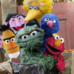 after-pbs-defunded,-all-sesame-street-characters-forced-to-move-in-with-oscar