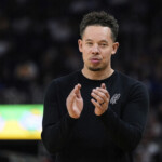meet-mitch-johnson,-the-man-taking-the-spurs’-coach-reins-after-gregg-popovich