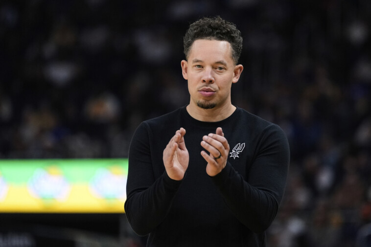 meet-mitch-johnson,-the-man-taking-the-spurs’-coach-reins-after-gregg-popovich