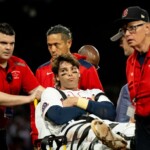 red-sox-1b-casas-has-ruptured-patellar-tendon