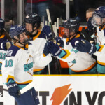 sirens-battle-but-fall-short-to-montreal-as-victoire-clinch-pwhl’s-top-seed