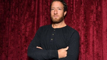 dave-portnoy-‘coming-for-throats’-after-‘f***-the-jews’-sign-spotted-at-philly-barstool-bar