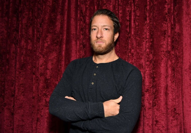 dave-portnoy-‘coming-for-throats’-after-‘f***-the-jews’-sign-spotted-at-philly-barstool-bar