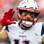 fans-vote-ex-wr-edelman-into-pats-hall-of-fame