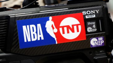 'inside-the-nba'-mourns-unexpected-death-of-crew-member:-'we-were-all-in-shock'