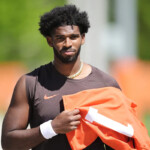 shedeur-sanders-throws-his-first-passes-as-a-cleveland-brown-at-team-rookie-minicamp