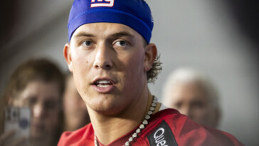jaxson-dart-continues-to-pass-giants-tests-as-he-awaits-more
