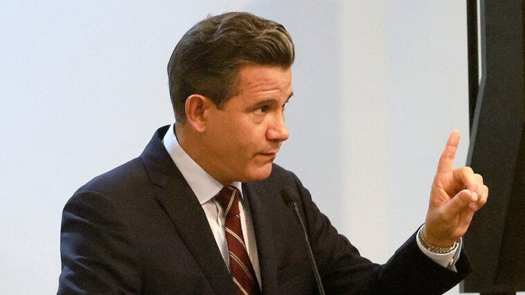 florida-state-lawmaker-who-recently-ditched-democratic-label-announces-gubernatorial-bid