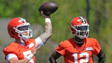browns-coach-says-not-to-‘look-into’-dillon-gabriel-taking-first-snaps-over-shedeur-sanders