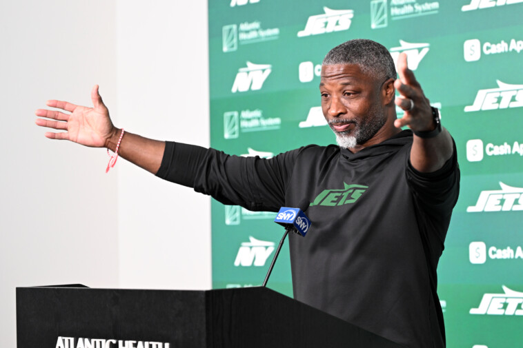 aaron-glenn-already-starting-to-make-his-mark-on-jets