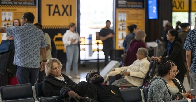 newark-airport-suffers-cancellations-and-delays-as-tech-chaos-continues