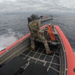 viral-coast-guard-video-shows-dramatic-arrest-of-suspected-drug-smugglers-in-open-ocean
