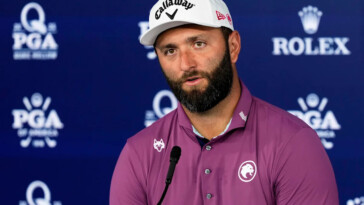 pga-championship:-is-completing-a-career-grand-slam-better-than-winning-more-majors?