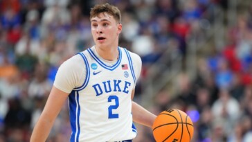 sources:-mavs-won’t-trade-no.-1-pick,-eye-flagg