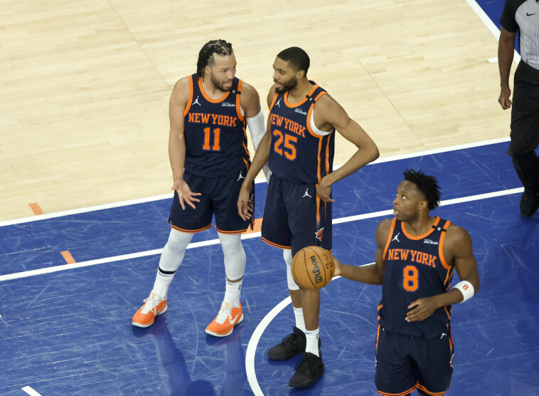 jalen-brunson-isn’t-letting-himself-—-or-the-knicks-—-celebrate-their-accomplishments-just-yet