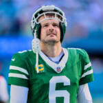 jets-cut-fan-favorite-thomas-morstead-in-surprise-move