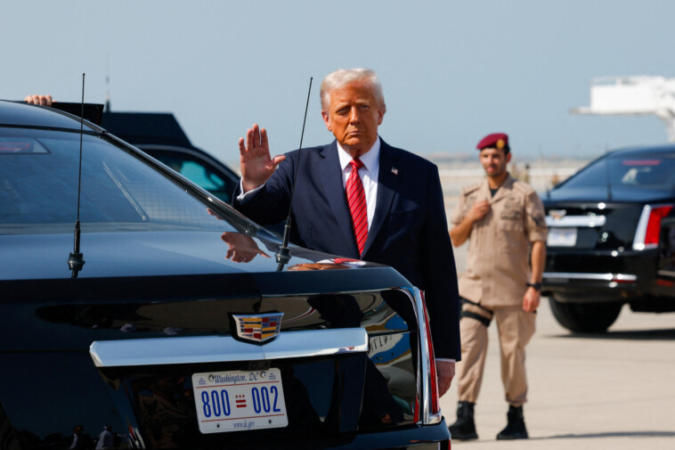 trump-gets-8-fighter-jet-escort-as-air-force-one-arrives-in-qatar