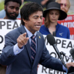 house-democrat-pulls-trump-impeachment-resolution-after-backlash-from-own-party