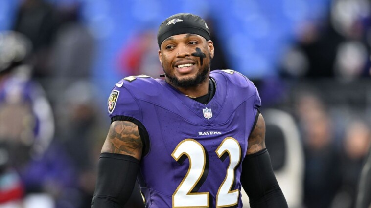 rb-henry-agrees-to-$30m-extension-with-ravens
