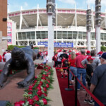 reds-celebrate-'pete-rose-night'-after-mlb-all-time-hits-leader's-removal-from-ineligible-list