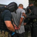 authorities-arrest-over-two-dozen-illegal-immigrants-at-florida-construction-sites