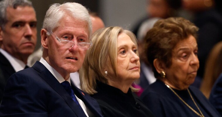 hillary-clinton-post-about-qatar-jet-backfires-–-blocking-comments-did-nothing-to-save-her