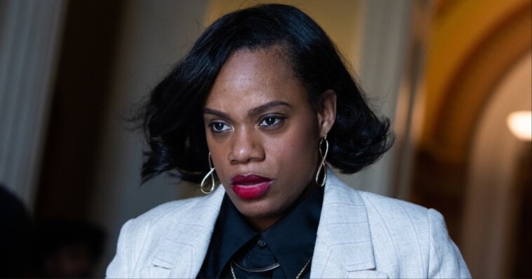 race-baiting-politicians-are-trying-to-push-for-reparations-again