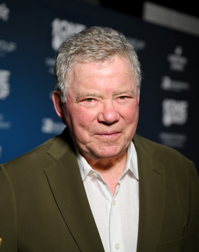 william-shatner-makes-planetary-plea-to-trump,-elon-musk:-make-pluto-great-again