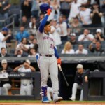 mets’-soto-listens-to-boos,-tips-hat-in-bronx-return