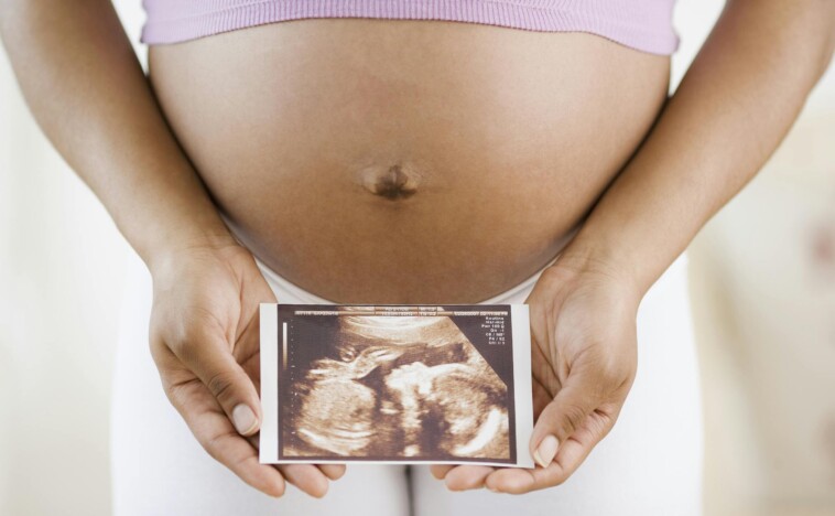 controversy-rages-as-brain-dead-woman-kept-alive-to-save-unborn-child