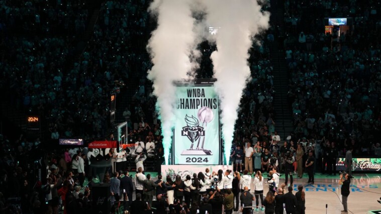 liberty-raise-wnba-title-banner-before-opener