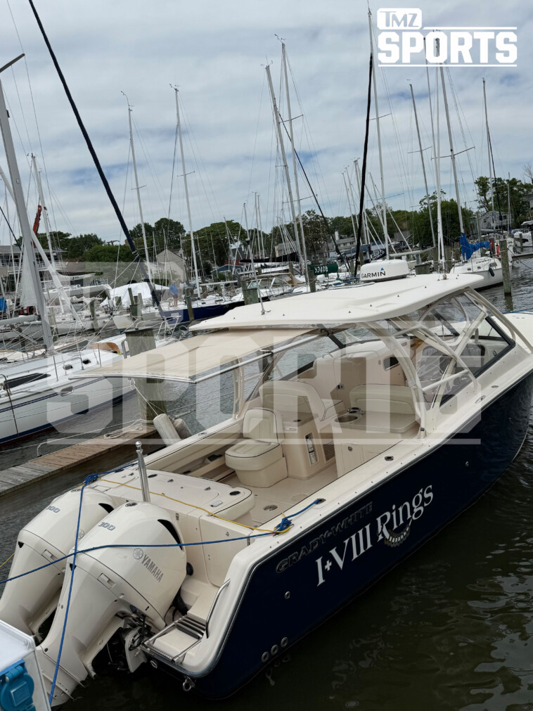 bill-belichick’s-boat-further-fuels-jordon-hudson-engagement-rumors