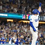 muncy-sac-fly-puts-end-to-dodgers-4-game-slide