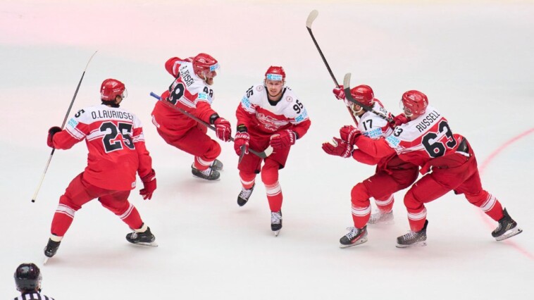 danes-oust-canada-at-hockey-worlds;-us.-wins