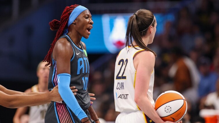 caitlin-clark-gets-chippy-with-opponent,-delivers-a-damning-message:-‘not-scared’