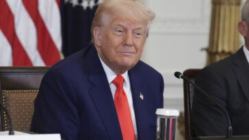 trump-cracks-down-on-apple-with-threat-of-significant-punishment