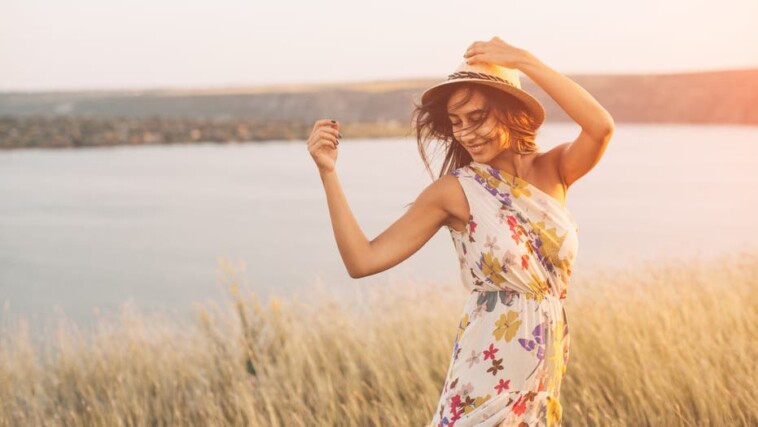 dress-for-summer-with-memorial-day-sales-from-abercrombie-&-fitch,-cozy-earth,-macy’s,-gap-and-j.-crew