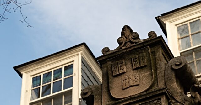 harvard-suing-trump-over-ban-on-foreign-student-enrollments