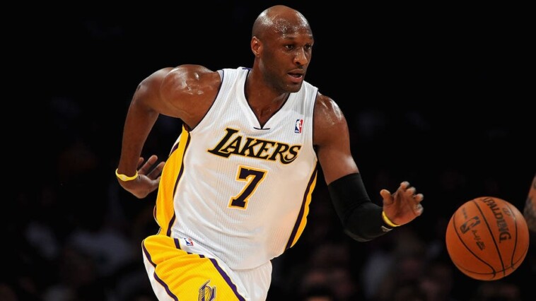 former-nba-star-lamar-odom-attends-trump-cryptocurrency-gala-amid-protests