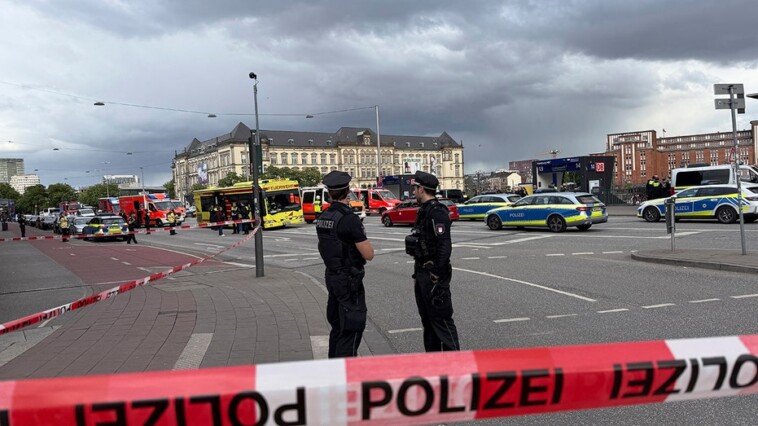 major-police-operation-underway-after-stabbing-spree-at-german-train-station,-woman-arrested