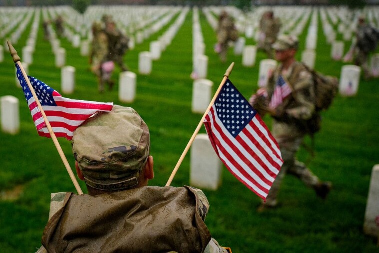 ‘america,-we-have-a-problem’:-non-profit-reveals-who’s-really-supporting-veterans