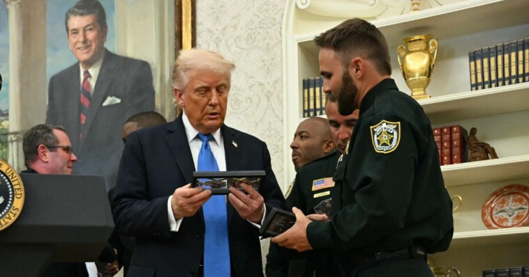 watch:-trump-awards-historic-medals-of-sacrifice-at-white-house-ceremony