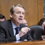 dem-sen.-michael-bennett-‘furious’-at-his-own-party,-says-the-brand-doesn’t-help-‘anywhere’