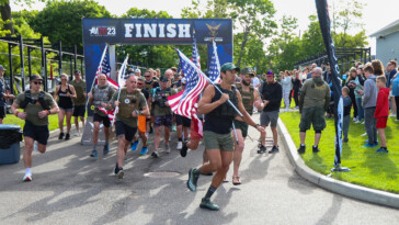 memorial-day-event-recreates-‘lone-survivor’-hero’s-grueling-navy-seal-workout:-‘very-moving’