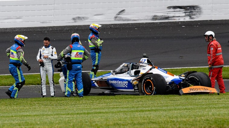kyle-larson’s-attempt-at-‘double’-comes-to-end-as-he-wrecks-at-indy-500