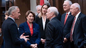 senators-go-to-canada-to-meet-pm-carney,-smooth-trump-tariff,-51st-state-tensions