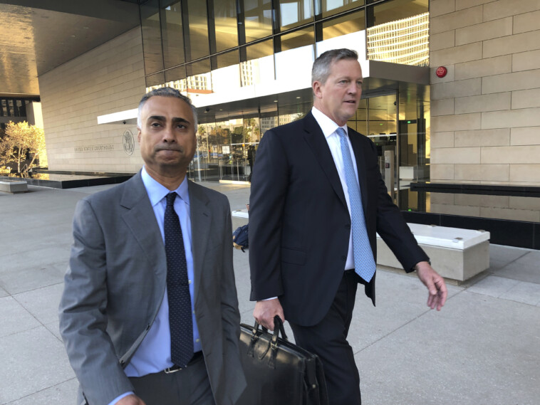 trump-commutes-sentence-of-major-political-donor-in-latest-round-of-clemency